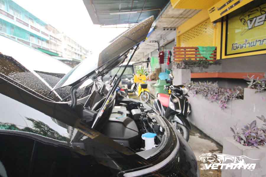 hyundai staria 2021