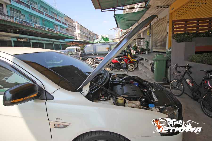 mitsubishi lancer ex 2011