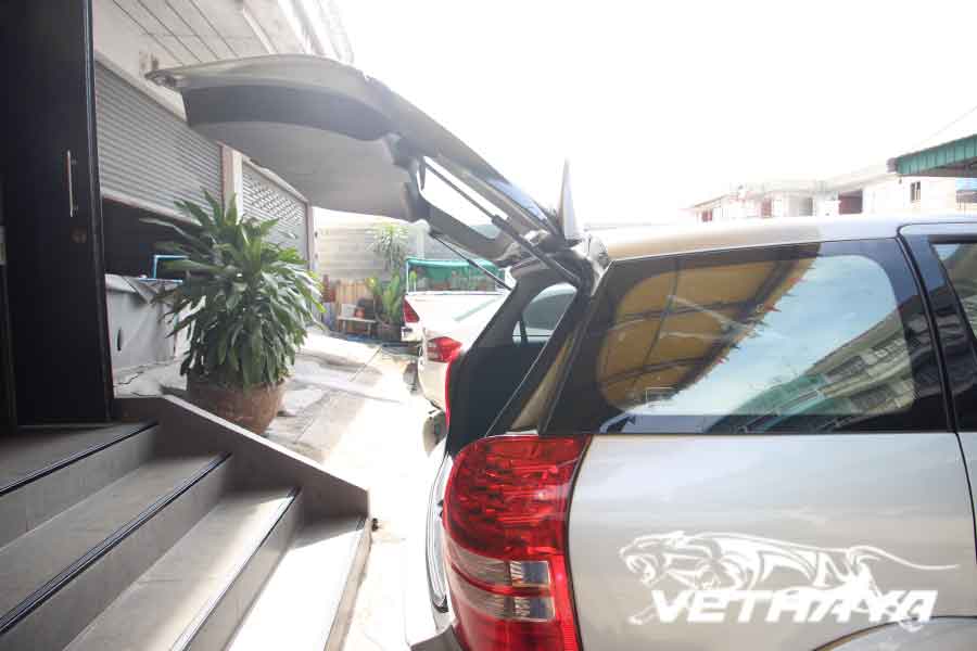 toyota wish 2004-10