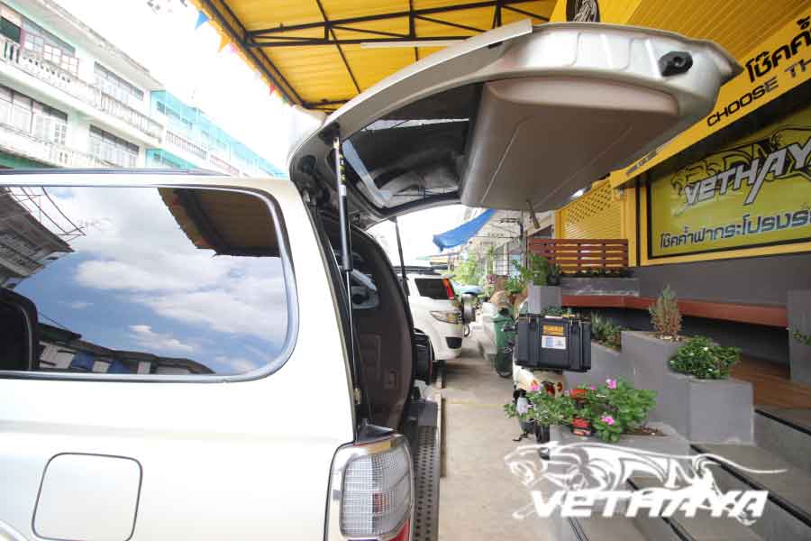 toyota hulux surf