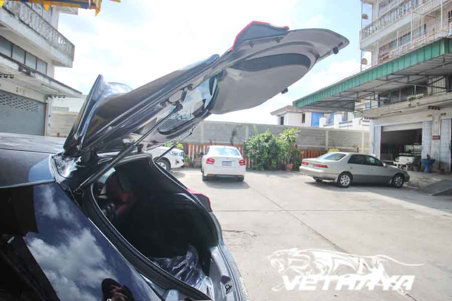toyota yaris 5 door 2023