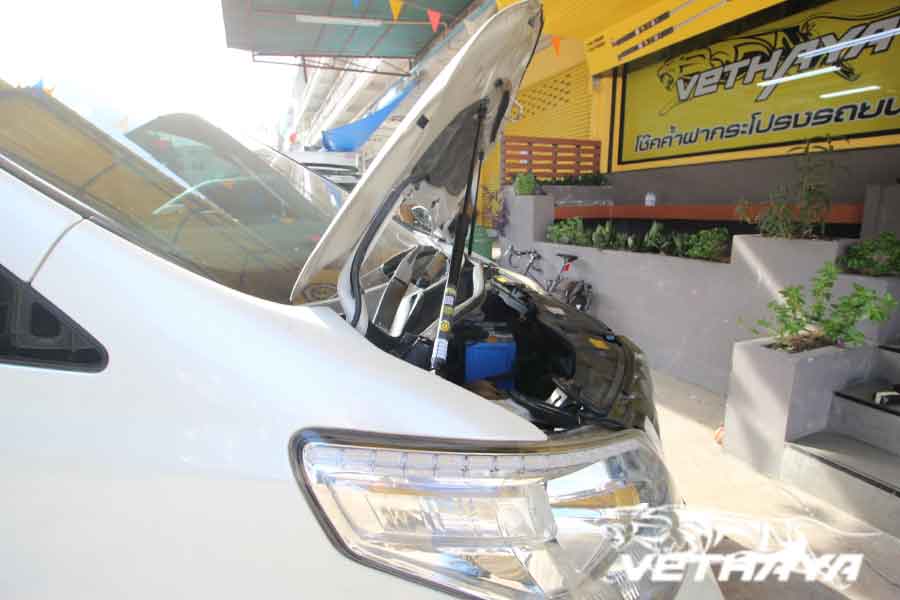 TOYOTA ALPARD 2008