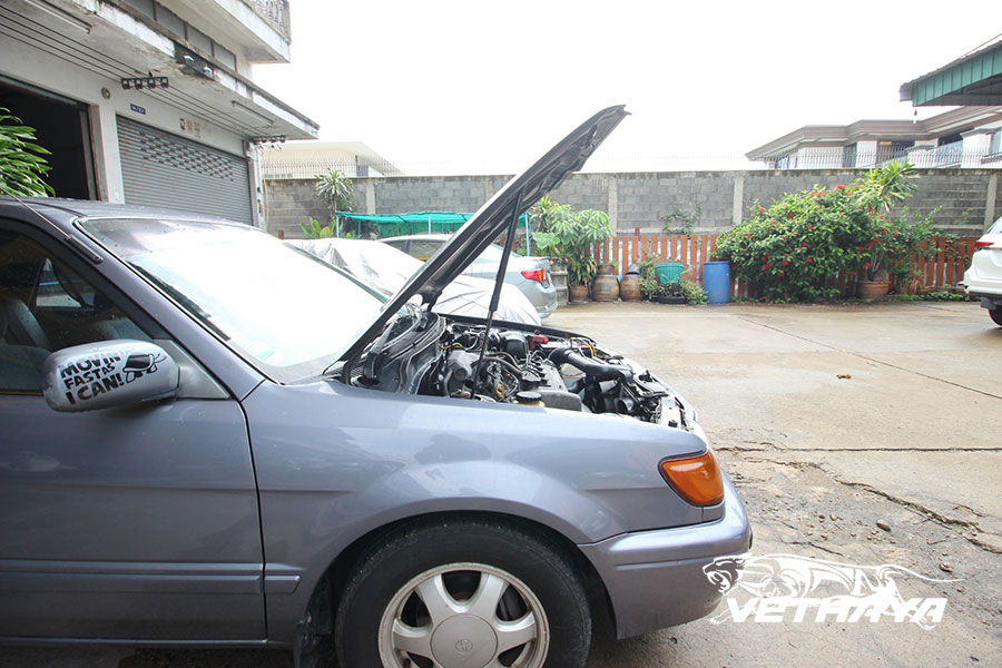 toyota soluna 1999